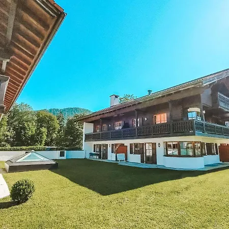 Kaiserhof Апарт-отель 4*