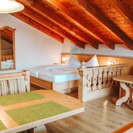 Kaiserhof Aparthotel 3*