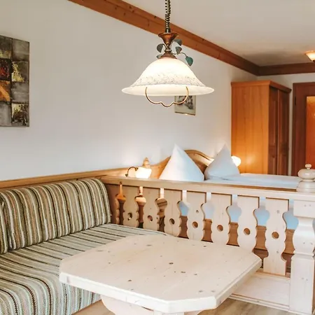 Kaiserhof Aparthotel 3*
